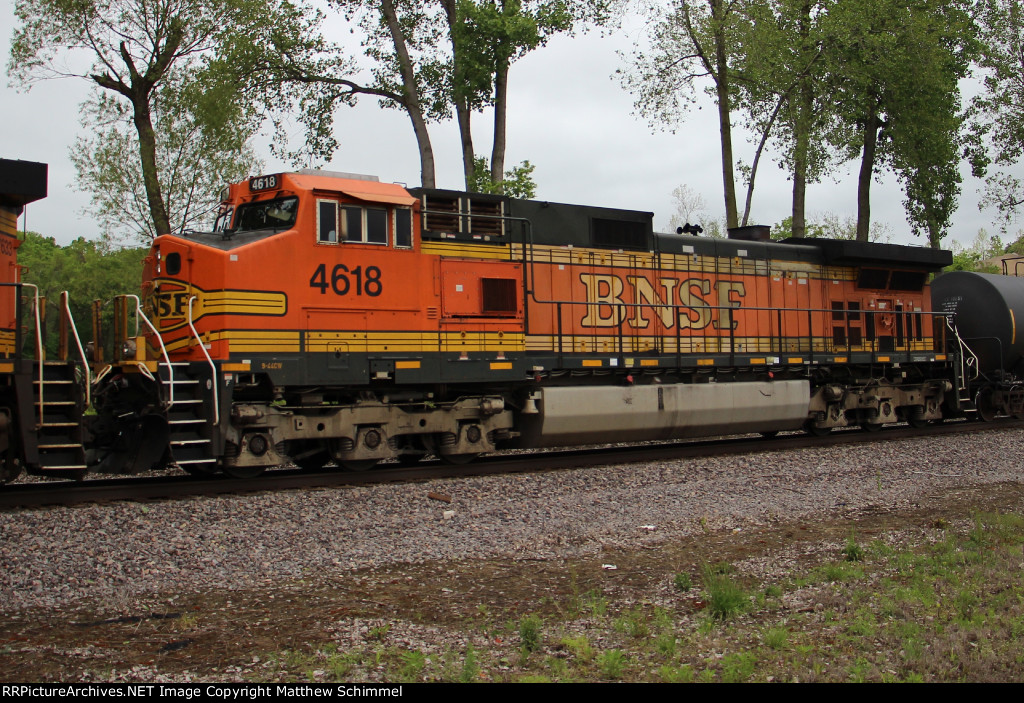 BNSF 4618